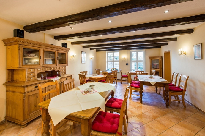 Imagen de los interiores del Hotel Maria Aurora Garni. Foto 12