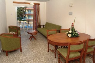 Imagen de la habitación del Hotel Maria, Ayia Napa. Foto 2