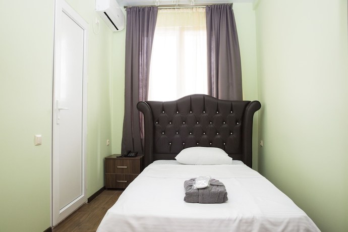 Imagen de la habitación del Hotel Maria, Batumi. Foto 14