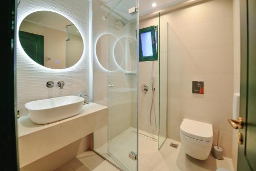Imagen de la habitación del Hotel Maria Beach. Foto 19
