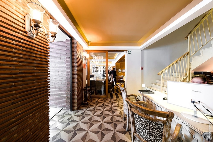 Imagen de los interiores del Hotel Maria Condesa. Foto 18