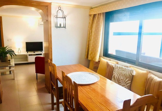 Imagen de la habitación del Hotel Maria Cristina Beach. Foto 7