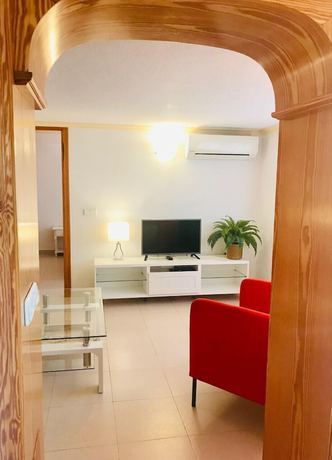Imagen de la habitación del Hotel Maria Cristina Beach. Foto 8