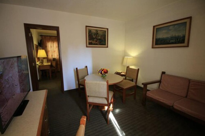 Imagen de la habitación del Hotel Maria Cristina, Ciudad de M&eacute;xico. Foto 16