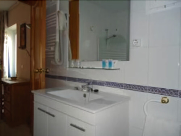 Imagen de la habitación del Hotel Maria Cristina, Rincón de la Victoria. Foto 17