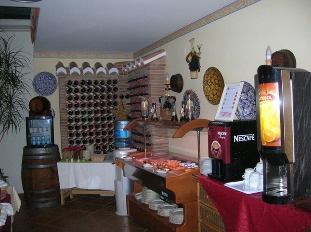 Imagen del bar/restaurante del Hotel Maria Cristina, Rincón de la Victoria. Foto 3