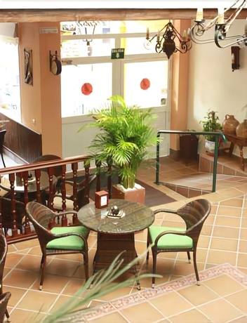 Imagen del bar/restaurante del Hotel Maria Cristina, Rincón de la Victoria. Foto 8