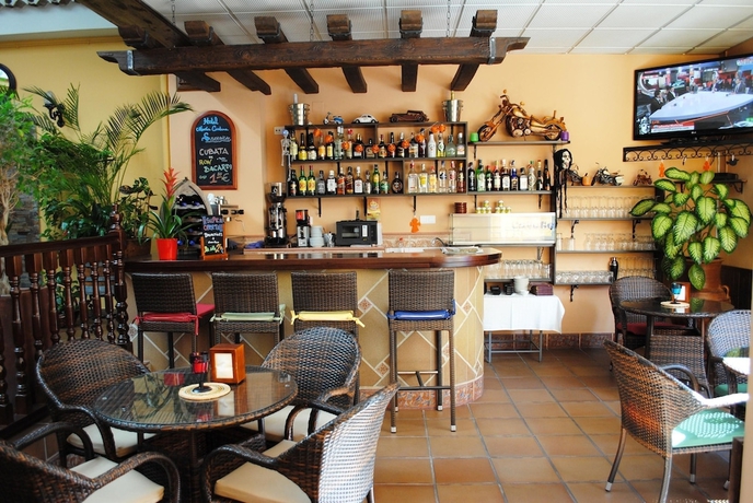 Imagen del bar/restaurante del Hotel Maria Cristina, Rincón de la Victoria. Foto 9