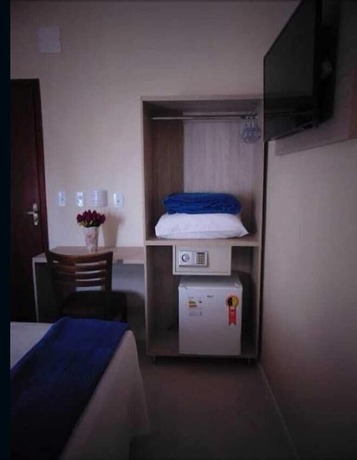 Imagen de la habitación del Hotel Maria Da Fé. Foto 15