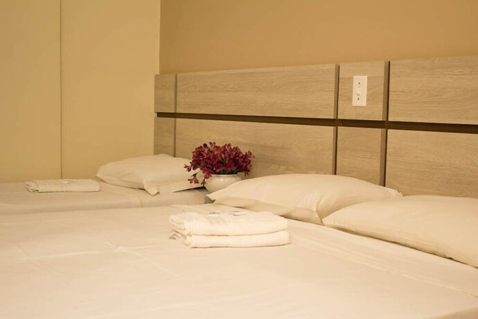 Imagen de la habitación del Hotel Maria Da Fé. Foto 33