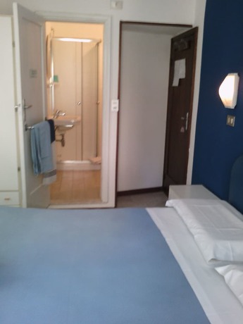 Imagen de la habitación del Hotel Maria Gabriella. Foto 8