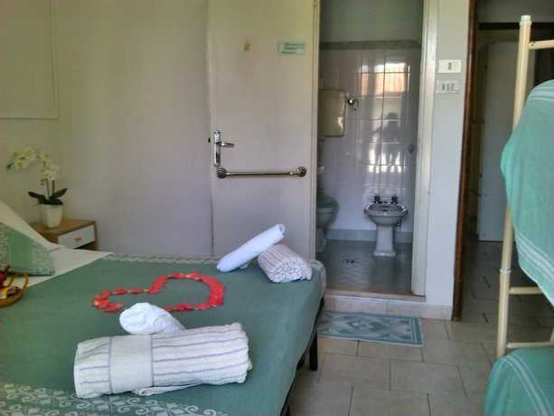 Imagen de la habitación del Hotel Maria Gabriella. Foto 17