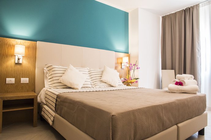 Imagen de la habitación del Hotel Maria, Golfo Aranci. Foto 7