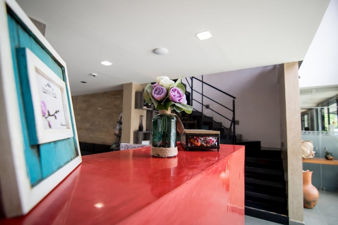 Imagen de los interiores del Hotel Maria Ines Suite. Foto 19