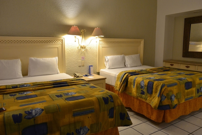 Imagen de la habitación del Hotel Maria Isabel. Foto 12