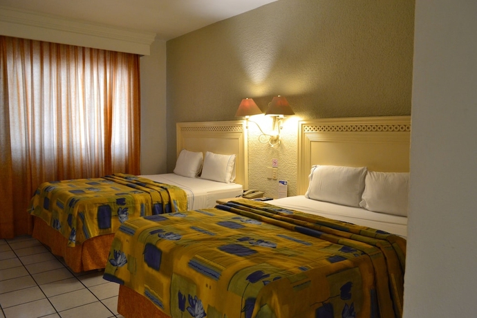 Imagen de la habitación del Hotel Maria Isabel. Foto 16