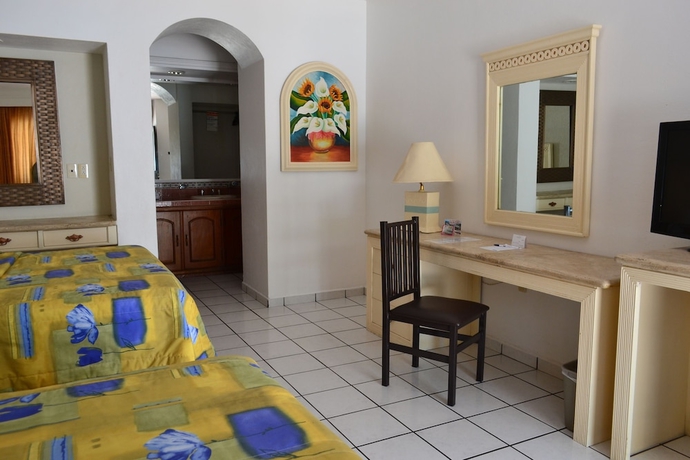 Imagen de la habitación del Hotel Maria Isabel. Foto 17