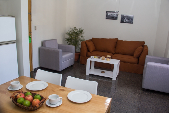 Imagen de los interiores del Hotel Maria Jose Suites. Foto 16