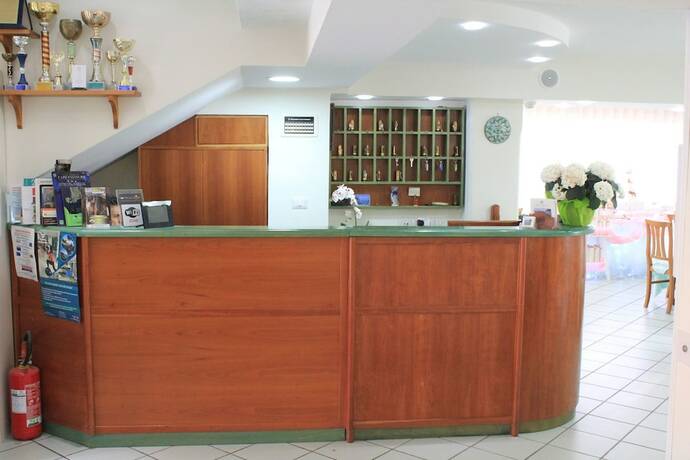 Imagen de los interiores del Hotel Maria, Lago. Foto 17