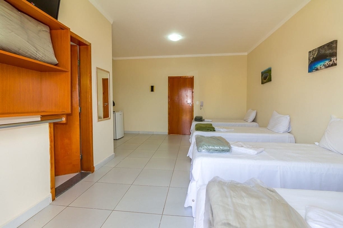 Imagen de la habitación del Hotel Maria Luiza. Foto 16