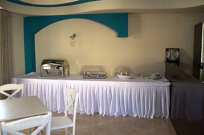 Imagen general del Hotel Maria Lux. Foto 2