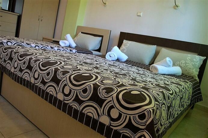 Imagen de la habitación del Hotel Maria Lux. Foto 19