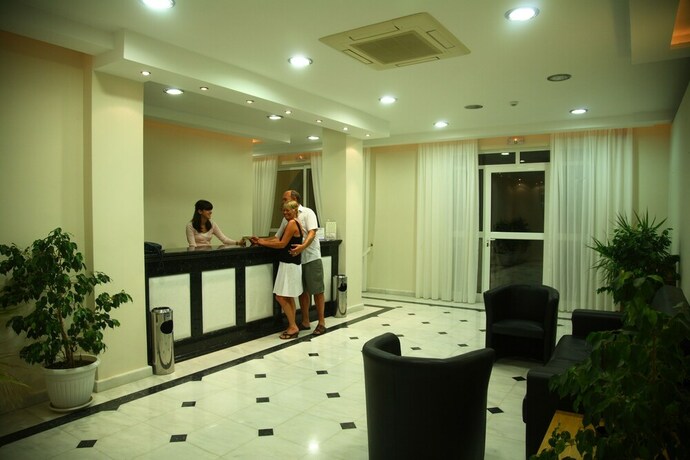 Imagen de los interiores del Hotel Maria Mare Apart-hotel. Foto 35