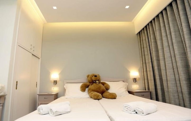 Imagen de la habitación del Hotel Maria Plomari Apartments. Foto 8