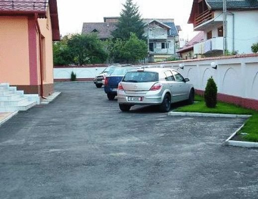 Imagen general del Hotel Maria, Ramnicu Valcea. Foto 6