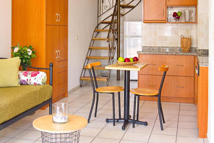 Imagen de la habitación del Hotel Maria Rousse. Foto 7