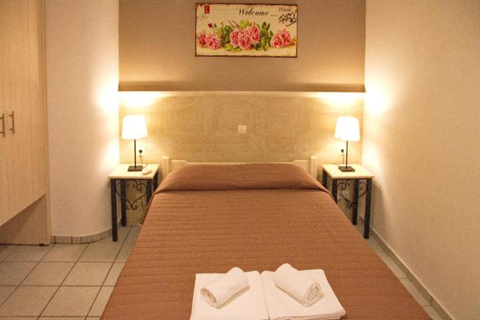 Imagen de la habitación del Hotel Maria Rousse. Foto 8