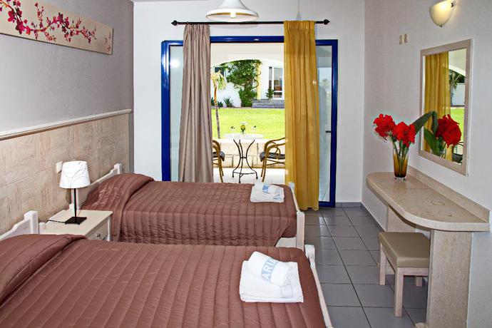 Imagen de la habitación del Hotel Maria Rousse. Foto 11