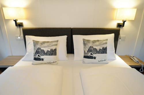 Imagen de la habitación del Hotel Maria, Val Gardena. Foto 3