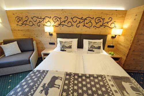 Imagen de la habitación del Hotel Maria, Val Gardena. Foto 15