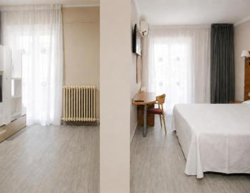 Imagen de la habitación del Hotel Maria del Mar, Lloret de Mar. Foto 3