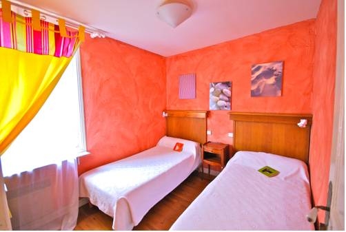Imagen general del Hotel Maria-Christina. Foto 4