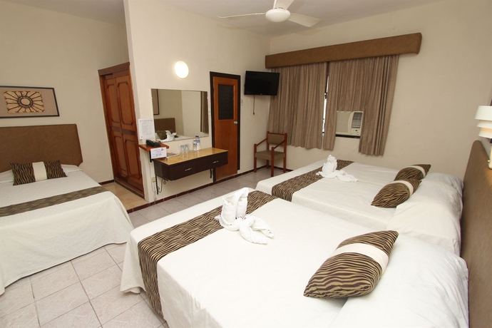 Imagen de la habitación del Hotel María De La Luz. Foto 3