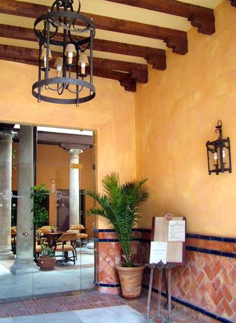 Imagen de los interiores del Hotel María De Molina. Foto 6