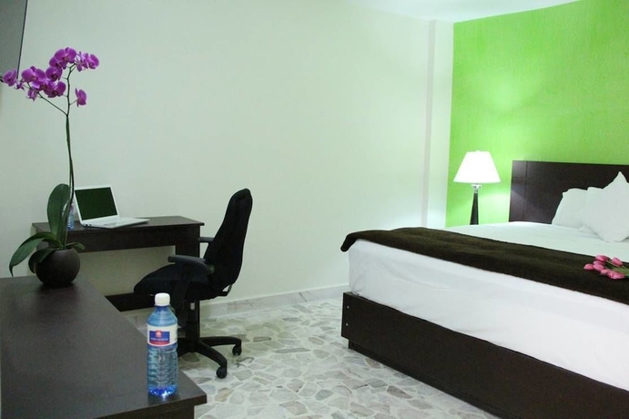 Imagen de la habitación del Hotel Mar&iacute;a Eugenia, Tuxtla Guti&eacute;rrez. Foto 17