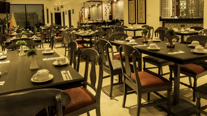 Imagen del bar/restaurante del Hotel María Jose, Mérida. Foto 3