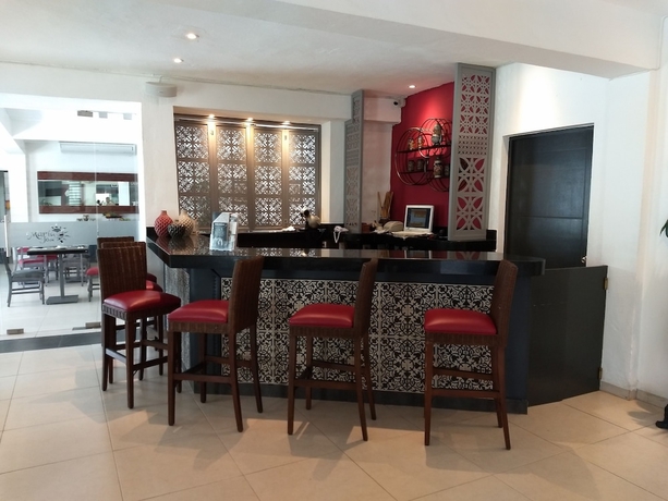 Imagen del bar/restaurante del Hotel María Jose, Mérida. Foto 5