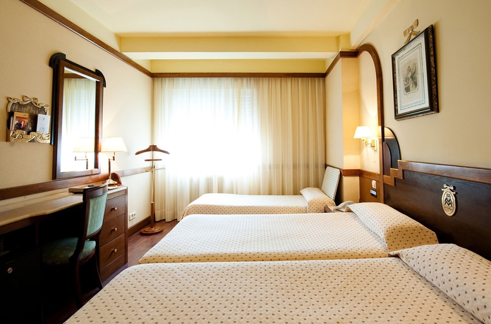 Imagen de los interiores del Hotel María Luisa, Burgos. Foto 9