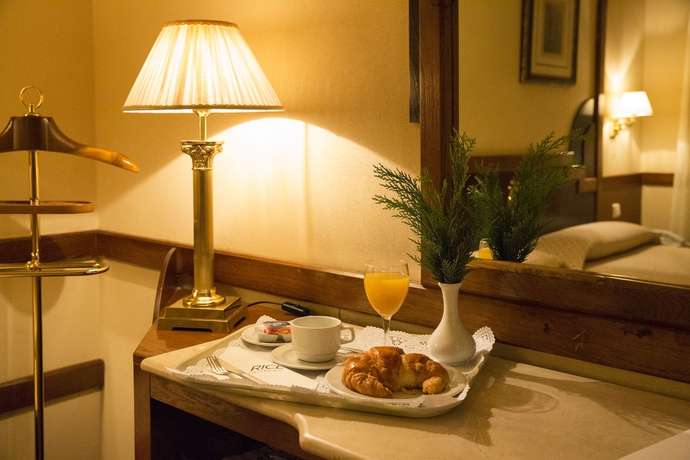 Imagen de la habitación del Hotel María Luisa, Burgos. Foto 3