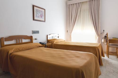 Imagen de la habitación del Hotel María, Posadas. Foto 8