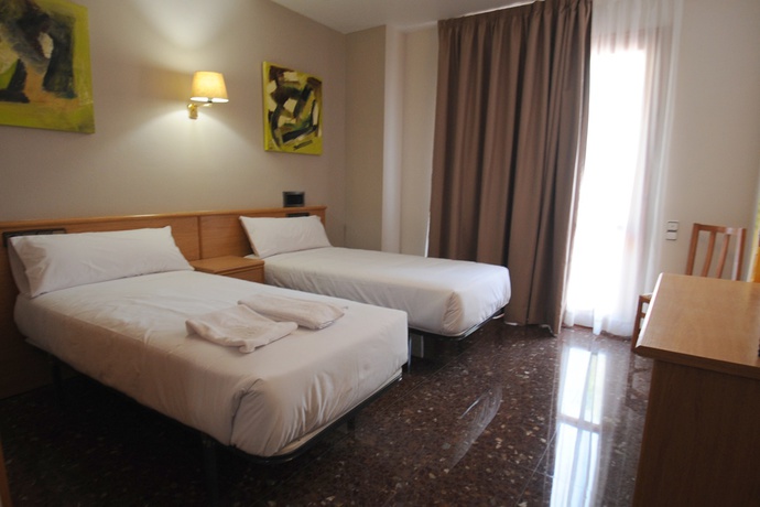 Imagen de la habitación del Hotel María Rosa. Foto 3