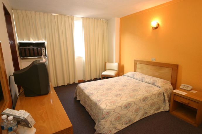 Imagen de la habitación del Hotel Mar&iacute;a Victoria, Xalapa. Foto 8