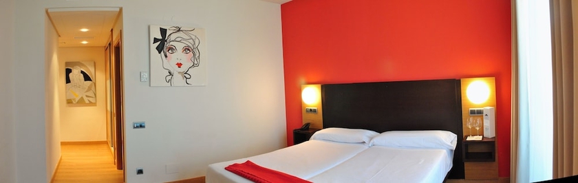 Imagen de la habitación del Hotel Marítimo Ris y Apartamentos. Foto 11