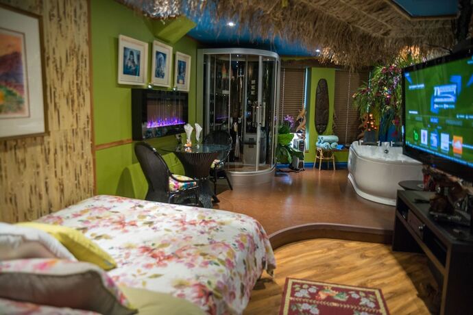 Imagen de la habitación del Hotel Mariaggi's Theme Suite and Spa. Foto 17