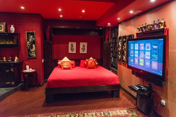 Imagen de la habitación del Hotel Mariaggi's Theme Suite and Spa. Foto 18