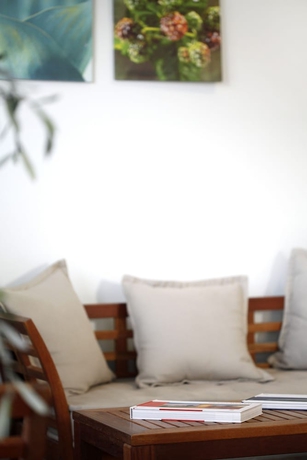 Imagen de los interiores del Hotel Marialena. Foto 18